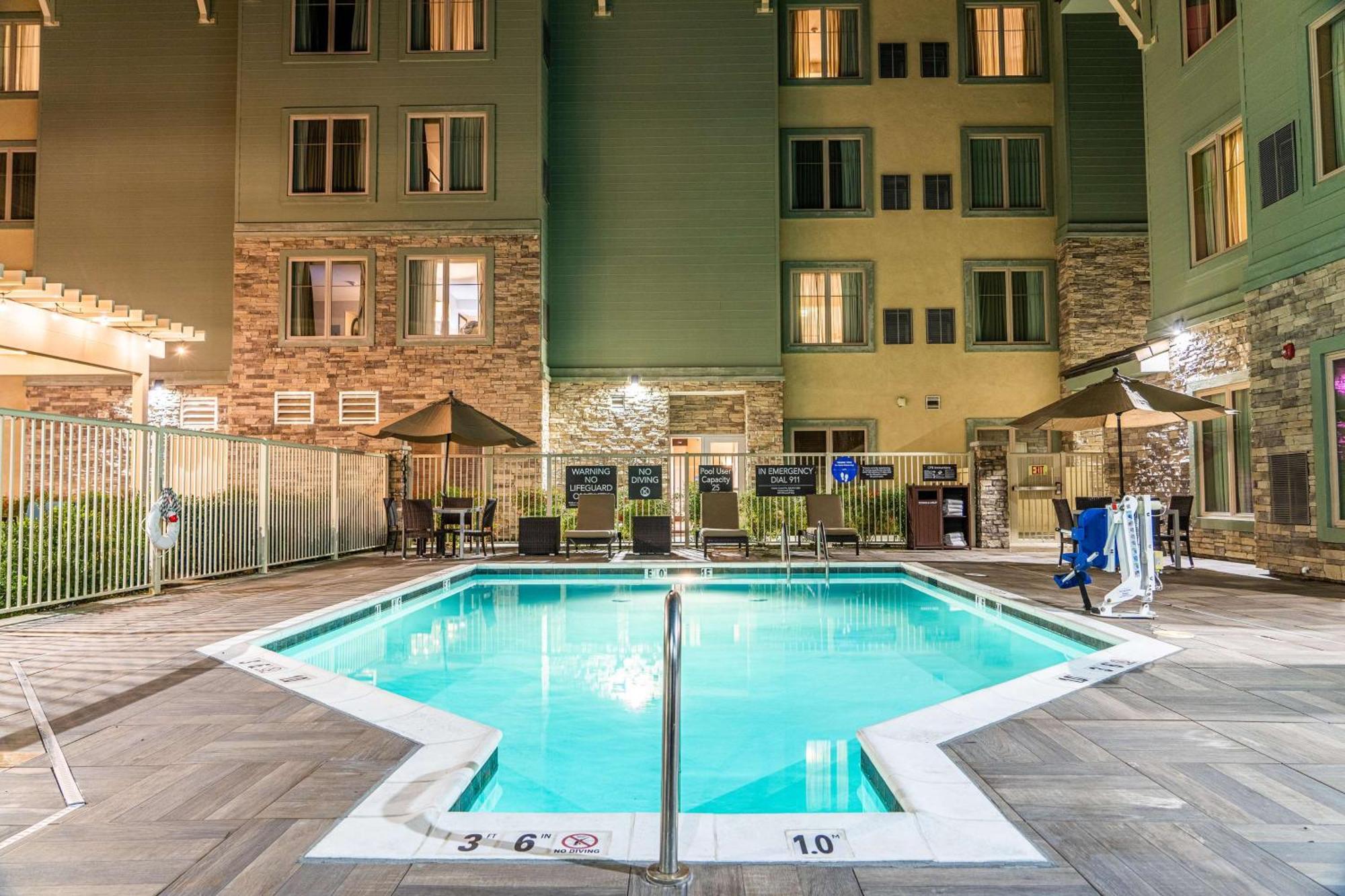 Homewood Suites By Hilton Pleasant Hill Concord Екстер'єр фото